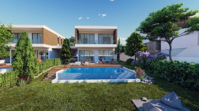 Living on the water edge 